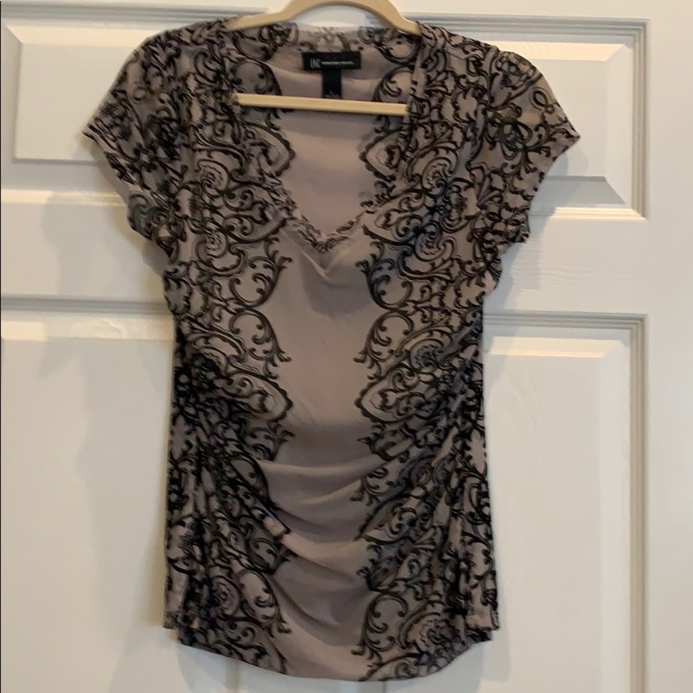 Short sleeve top